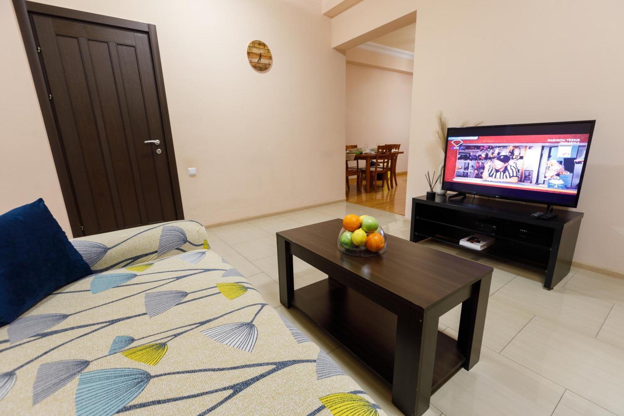 Stay Inn Apartments At Yekmalyan Street Yerevan Ngoại thất bức ảnh