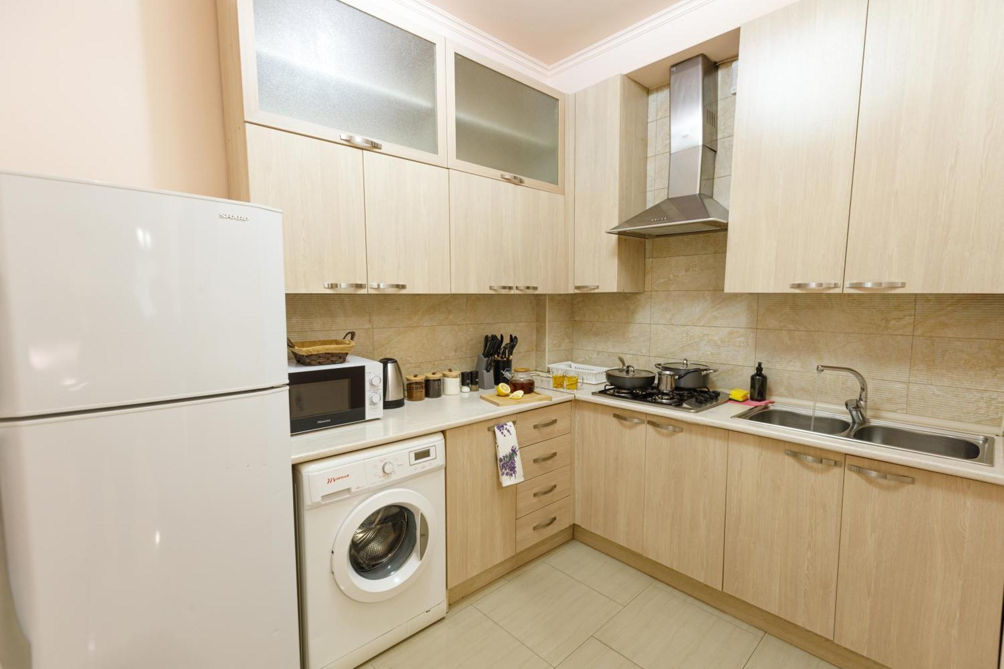 Stay Inn Apartments At Yekmalyan Street Yerevan Ngoại thất bức ảnh